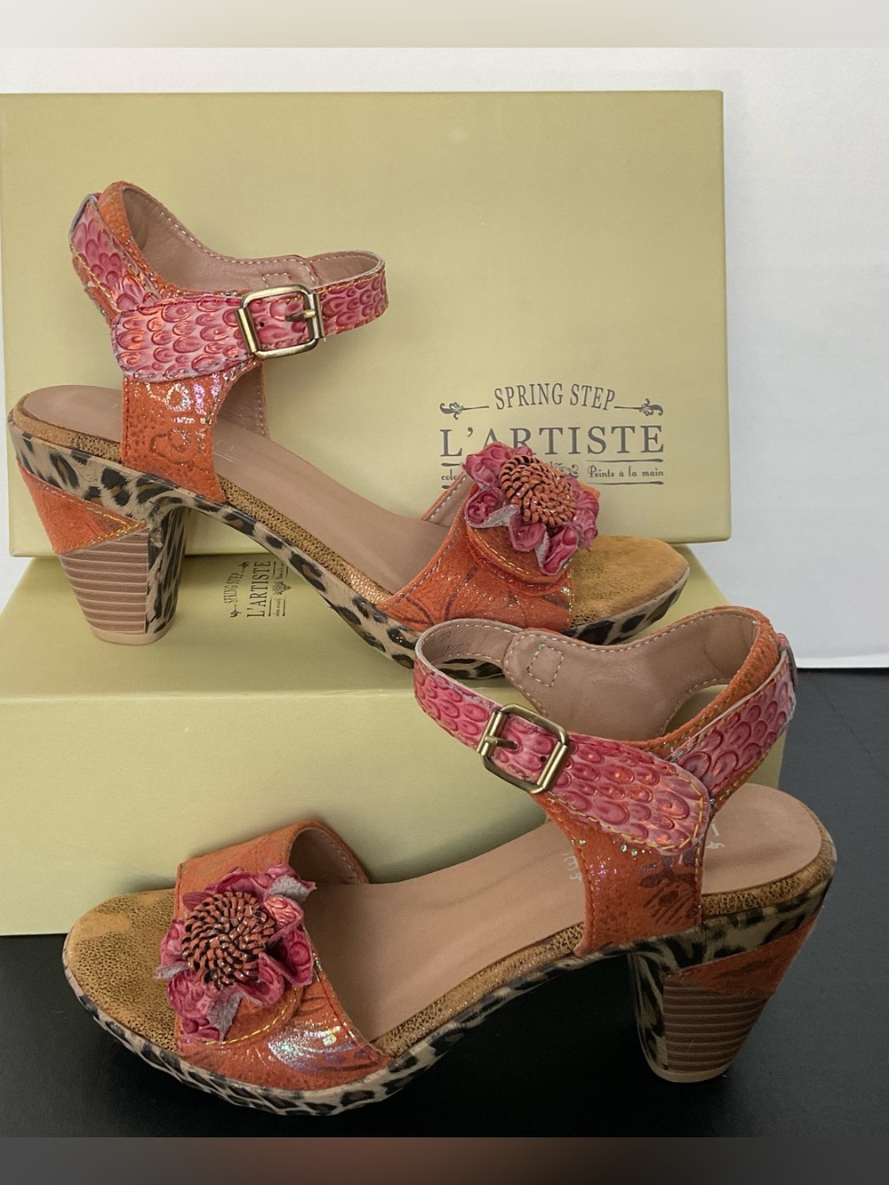 L’Artiste Wildcat Orange & Pink Floral Leather Sandals Animal Print Sole Size 39